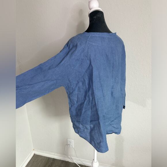 Tempo Paris- M/L - 100% Linen- medium blue- blouse- 3/4 sleeve- flowy minimalist - Picture 6 of 7